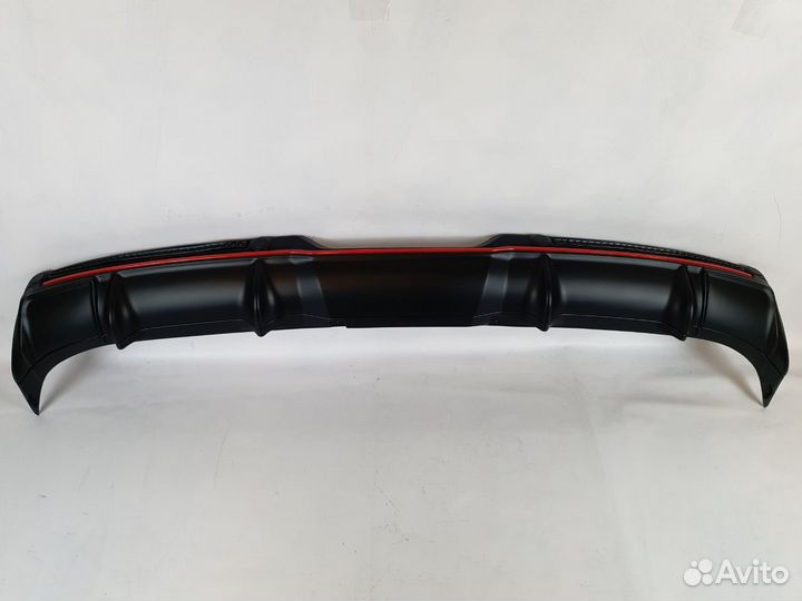 Задний диффузор на Лада Веста