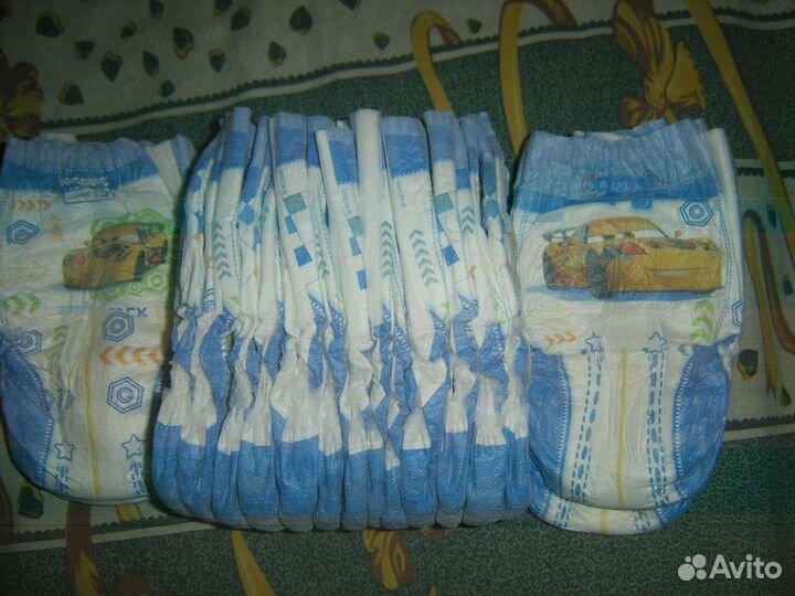 Детские одноразовые трусики-подгузники хаггис