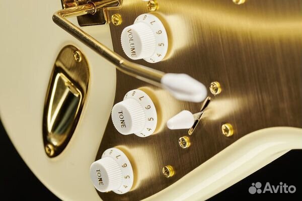 Электрогитара Harley Benton + Аксессуары