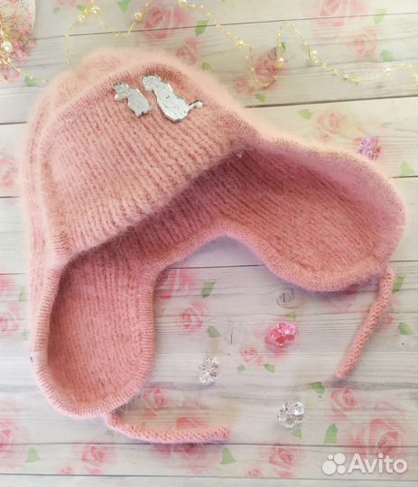 Шапка ушанка из пуха норки с брошью