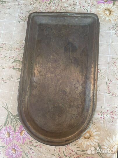 Поднос латунный