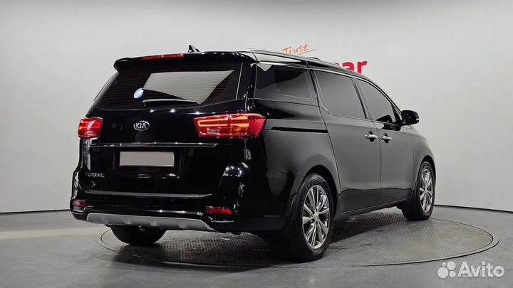 Kia Carnival 2.2 AT, 2020, 30 000 км