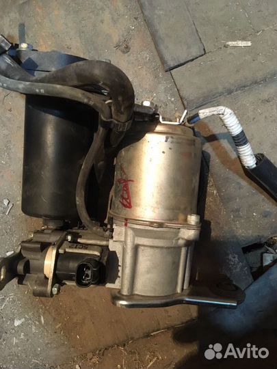 Компрессор пневмы тойота Лексус Прадо 120