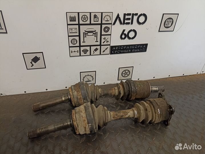 Полуось передняя для Mitsubishi Pajero 1