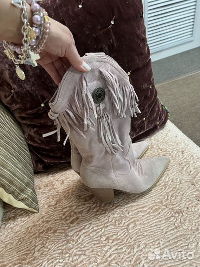 Казаки розовые,Италия,38