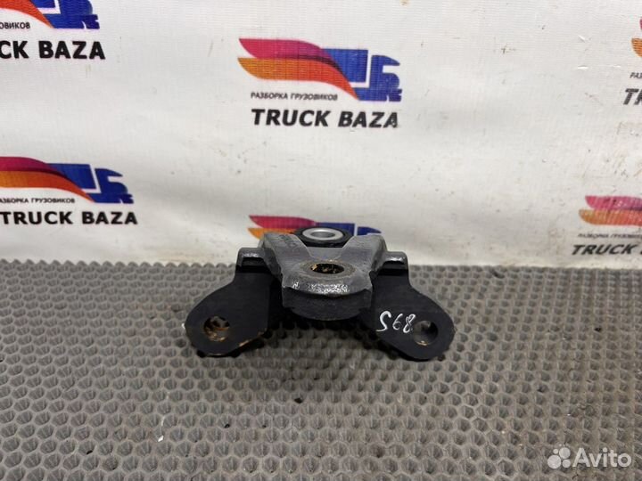 2290960 Кронштейн стабилизатора переднего