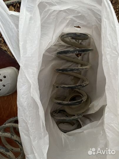 Пружины задние toyota corolla 2012