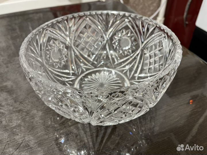 Хрустальная ваза