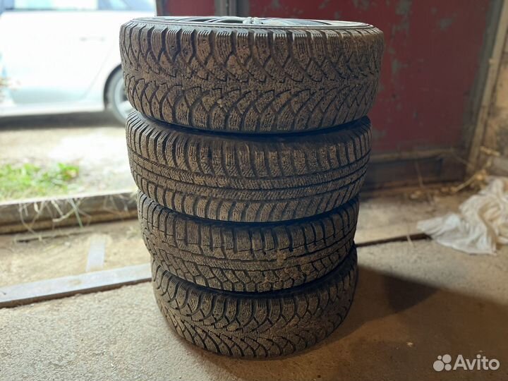 Комплект Зимних колес киа спектра r14
