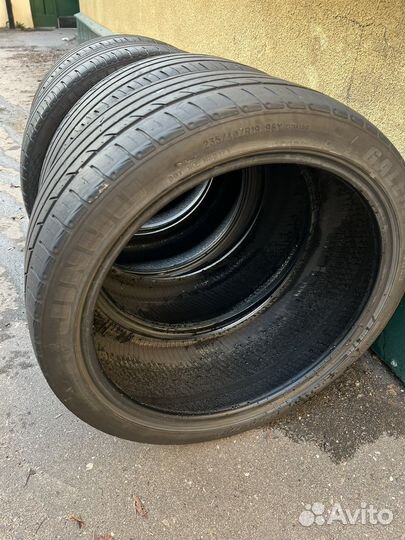 Jinyu Gallopro Multiseason 235/40 R19 и 265/35 R19