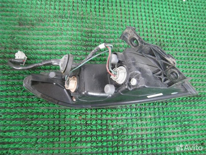 Фонарь задний наружный правый Honda Civic 5D (FN)