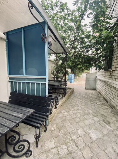 Комната 18 м² в > 9-к., 1/2 эт.