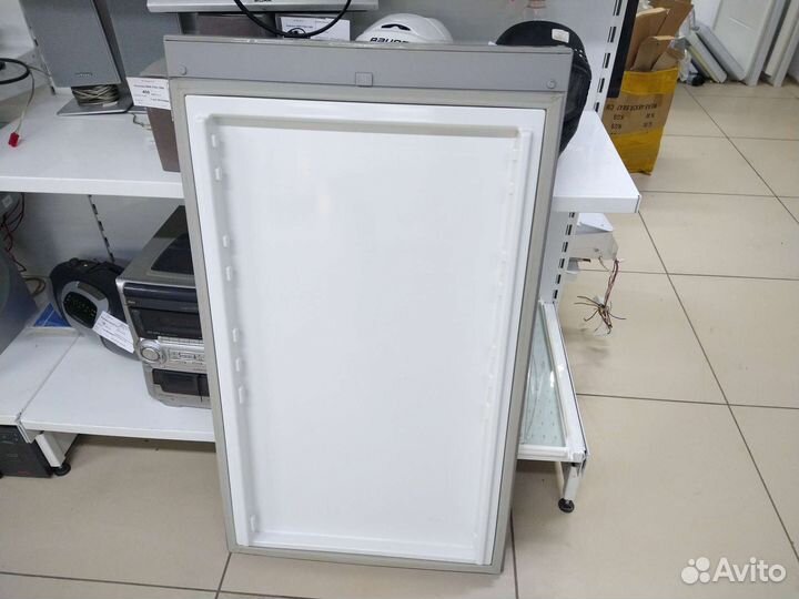 Уплотнитель для холодильника Liebherr 93.3х57 см