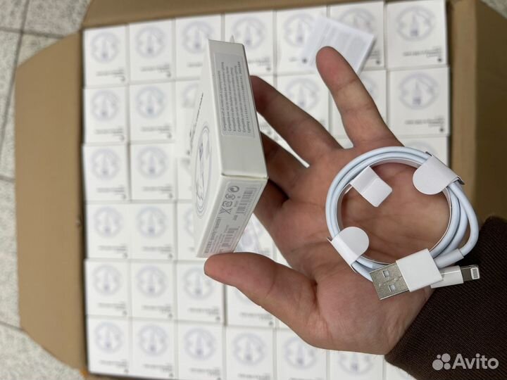 Кабель Lightning