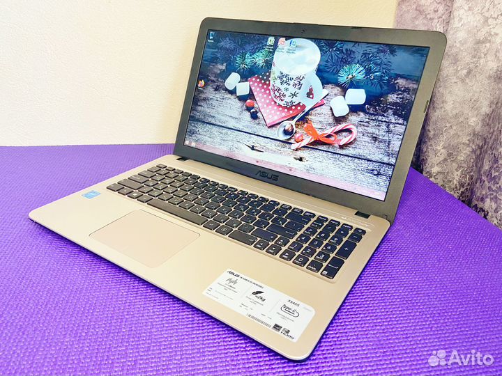 Современный ноутбук Asus на SSD