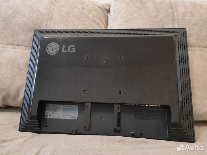 Монитор для компьютера LG Flatron Wide