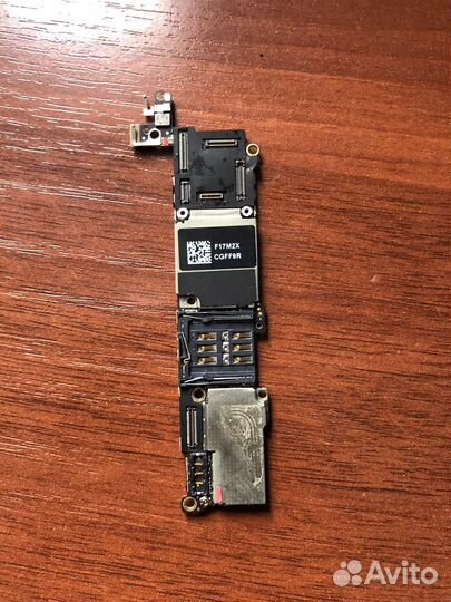 iPhone 5S, 32 ГБ