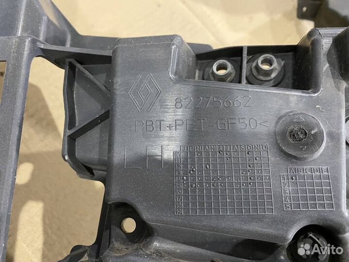 Корпус фары Renault T 82275662