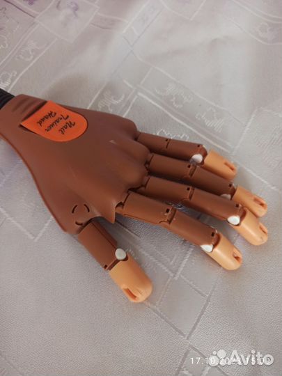 Тренировочная рука- манекен