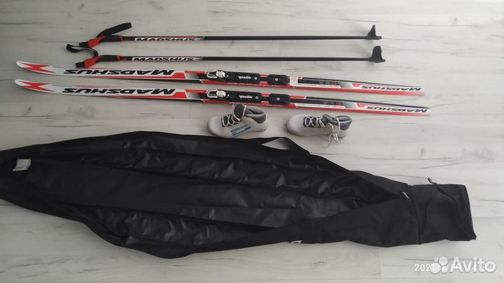Комплект лыжный юниорский
