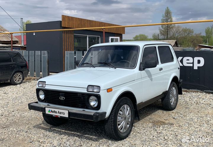 LADA 4x4 (Нива) 1.7 МТ, 2011, 121 000 км