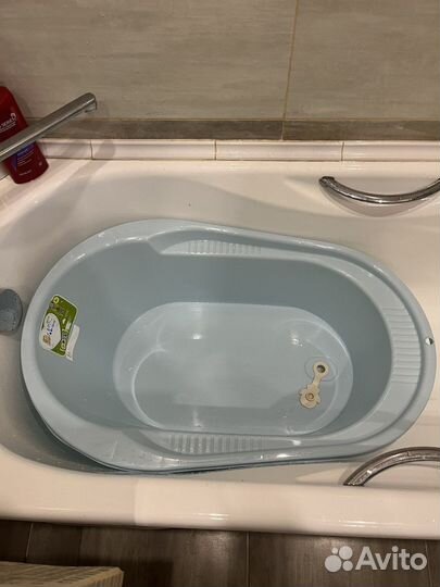 Ванночка для купания с горкой