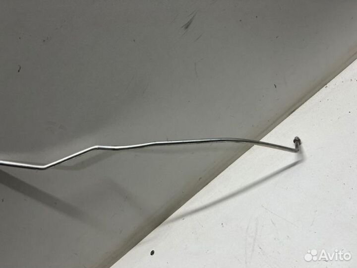 Трубка кондиционера заправочная Toyota Camry