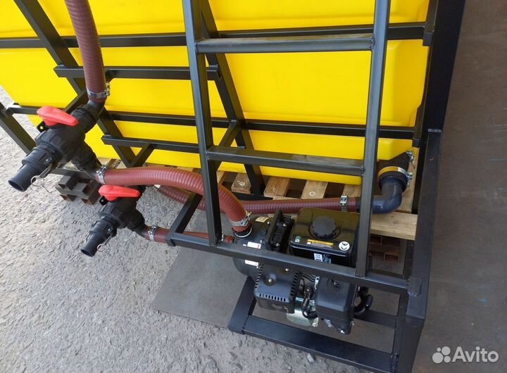 Емкости пластиковые в кассета с мотопомпой 12м3