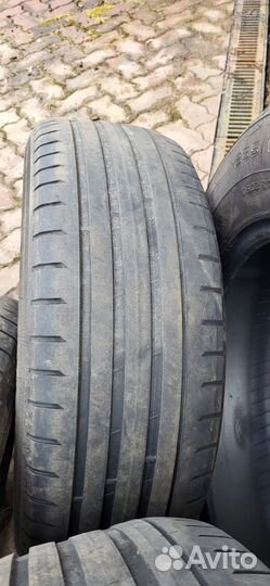 Nokian Tyres Hakka Black 235/65 R17