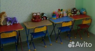 Детский стол и стульчик