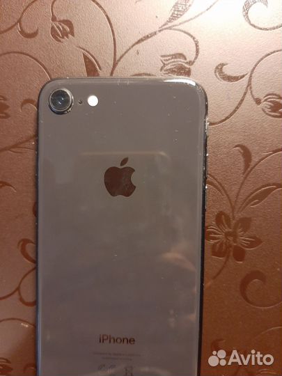 iPhone 8, 64 ГБ