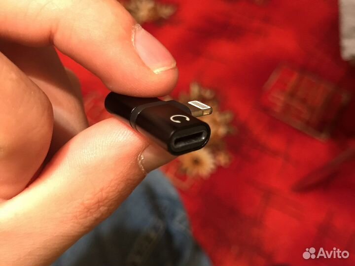 Адаптер для наушников Apple
