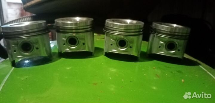 Поршня ваз 21011