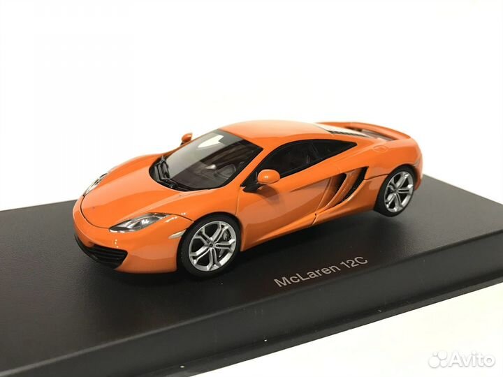 Модель McLaren 12C 1/43 AutoArt