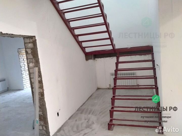 Лестница металлокаркас