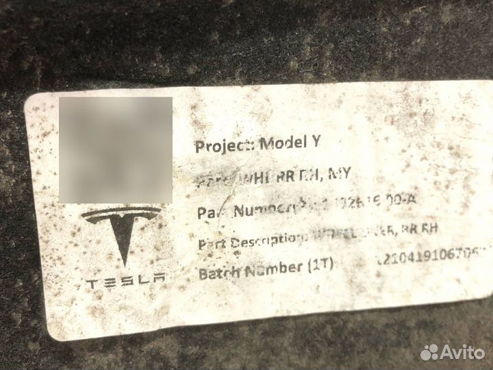 Подкрылок задний правый Tesla Model Y 2021