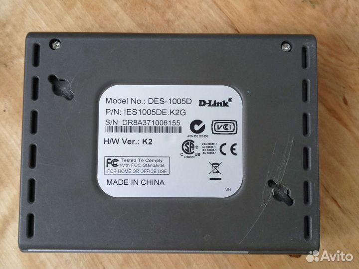 Коммутатор D link Des-1005D