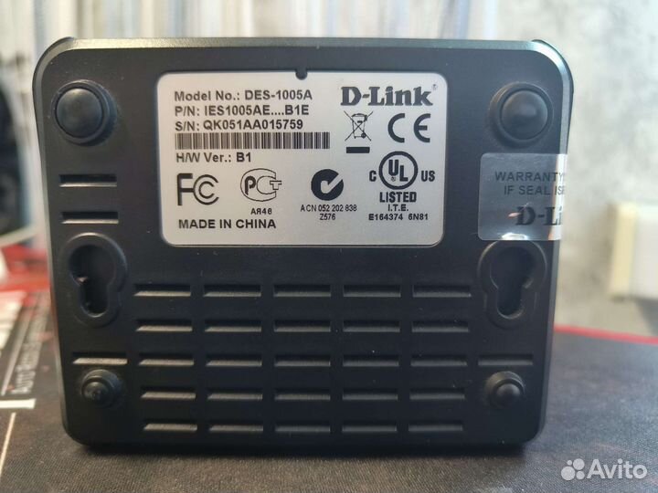 Коммутатор D-Link DES-1005A