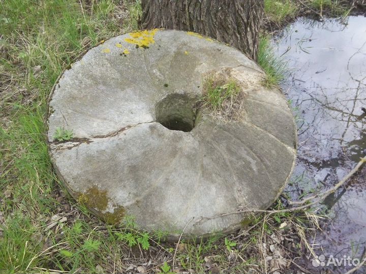 Жернов каменный. Старинный. Редкий