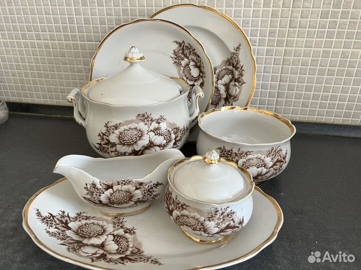 Набор столовой фарфоровой посуды СССР