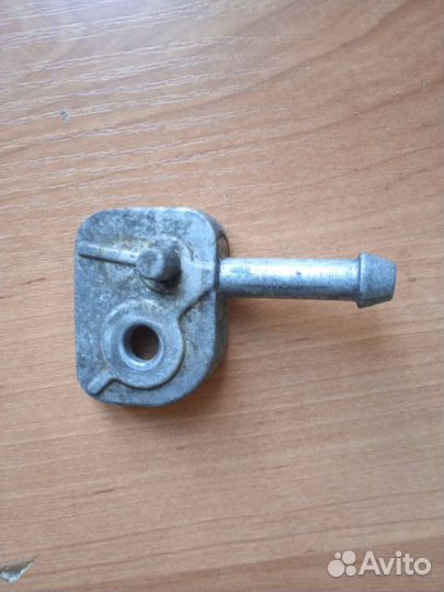 Кронштейн заднего глушителя правый Bmw 7 G11