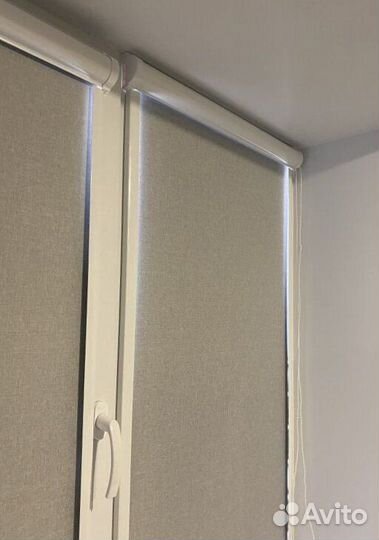 Рулонные шторы блэкаут в коробе G5023