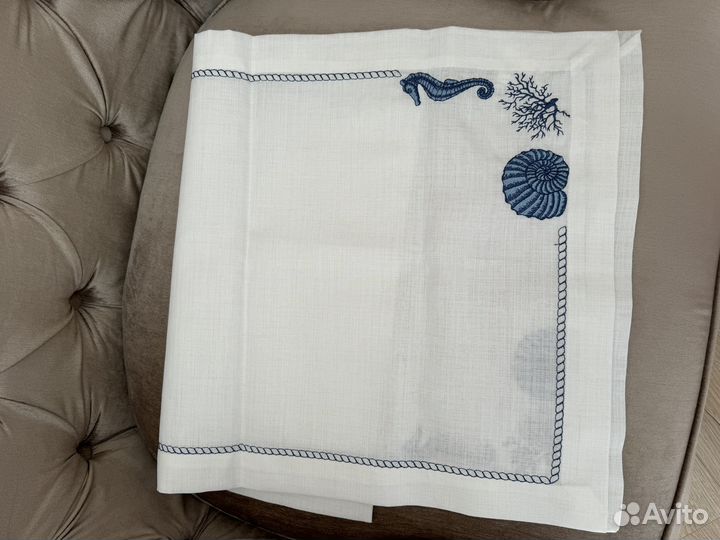 Скатерть дорожка на стол новая Madame Coco