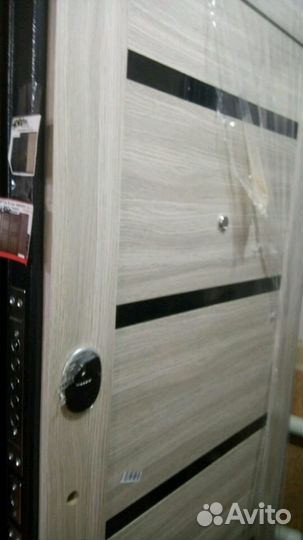 Вскрытие замков и ремонт, изготовление автоключей