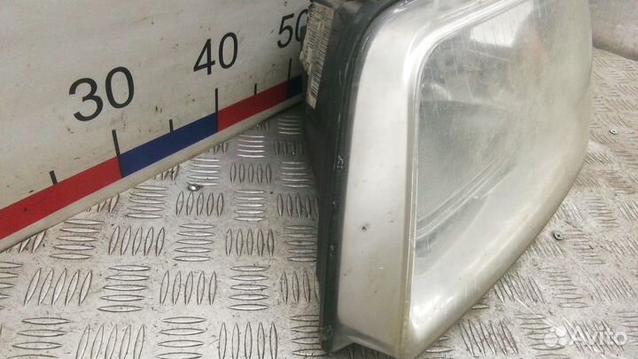 Фара Volkswagen Transporter T5 (2003-2014)