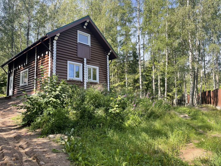 Дом 218,2 м² на участке 20 сот.