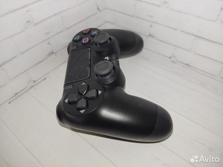 Джойстик ps4 черный