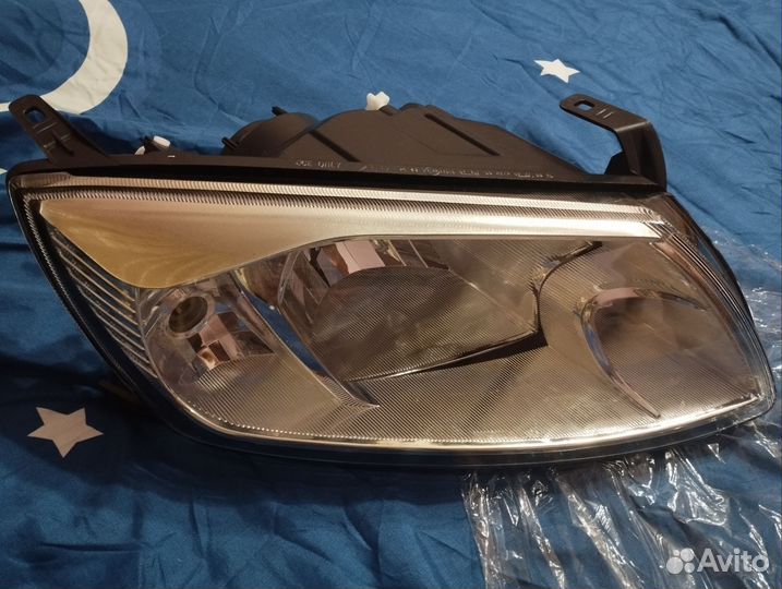 Продам фару на ваз