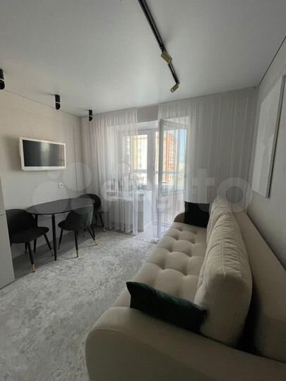 1-к. квартира, 35 м², 9/9 эт.