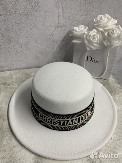 Шляпа белая Dior